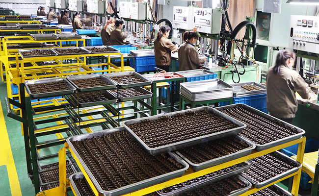 ワックスの注入の研修会精密消失型鋳造法の製造業者-ニンポーSuijinの機械類の技術Co.、株式会社